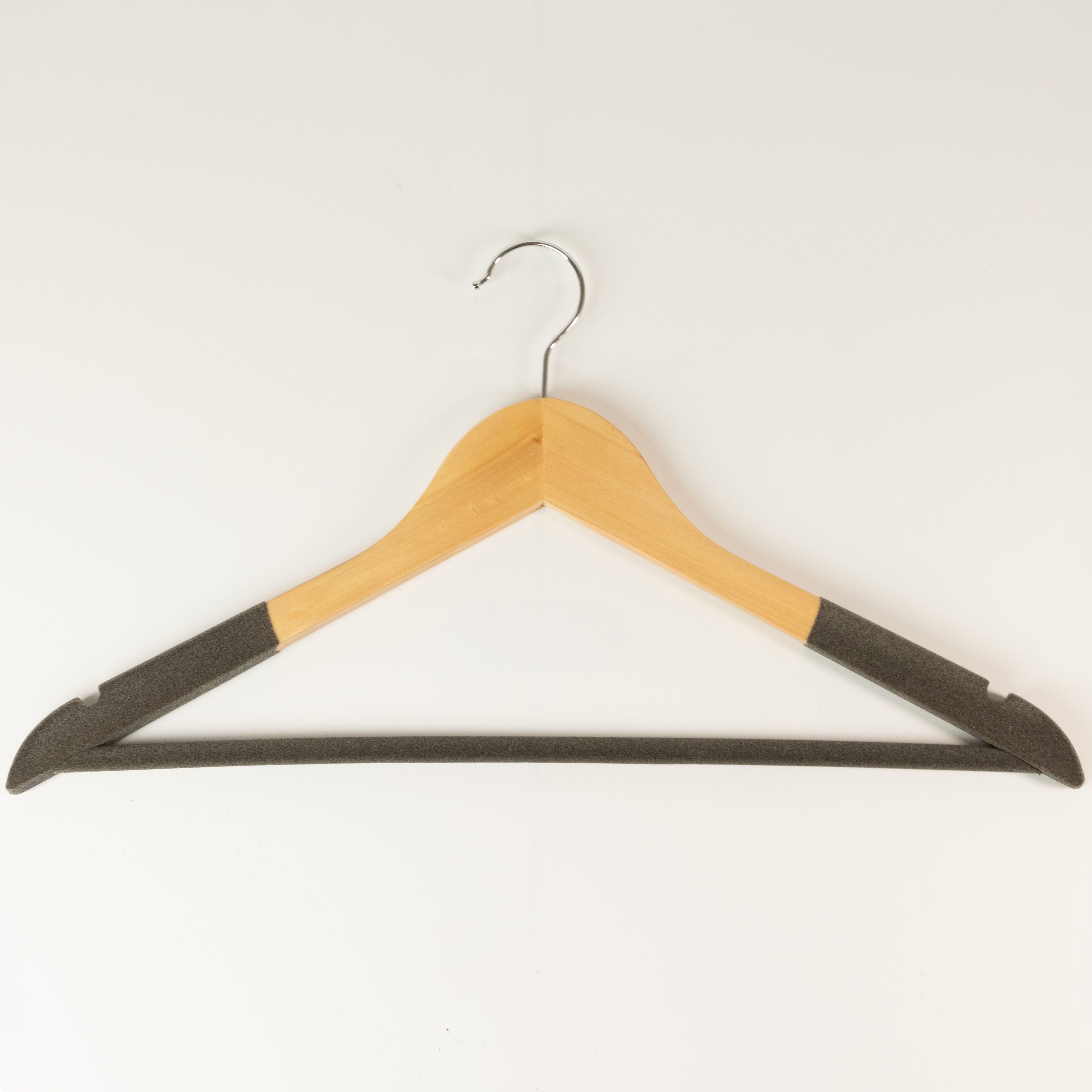 Nomad Sari - Standard Hanger for coat / clothes  - 44cm